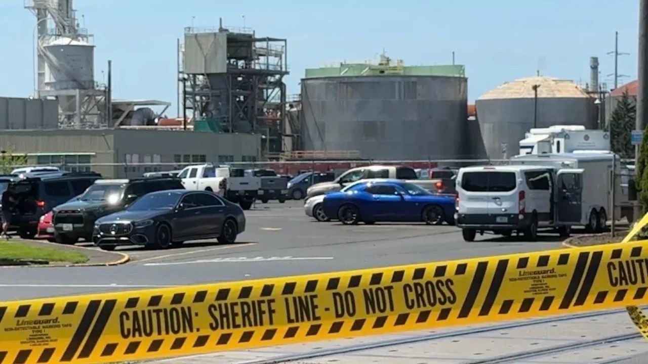 11 Dead After 500,000-Gallon Chemical Tank Explodes at Washington Paper Mill — "I Didn't Know If I Lost My Dad"