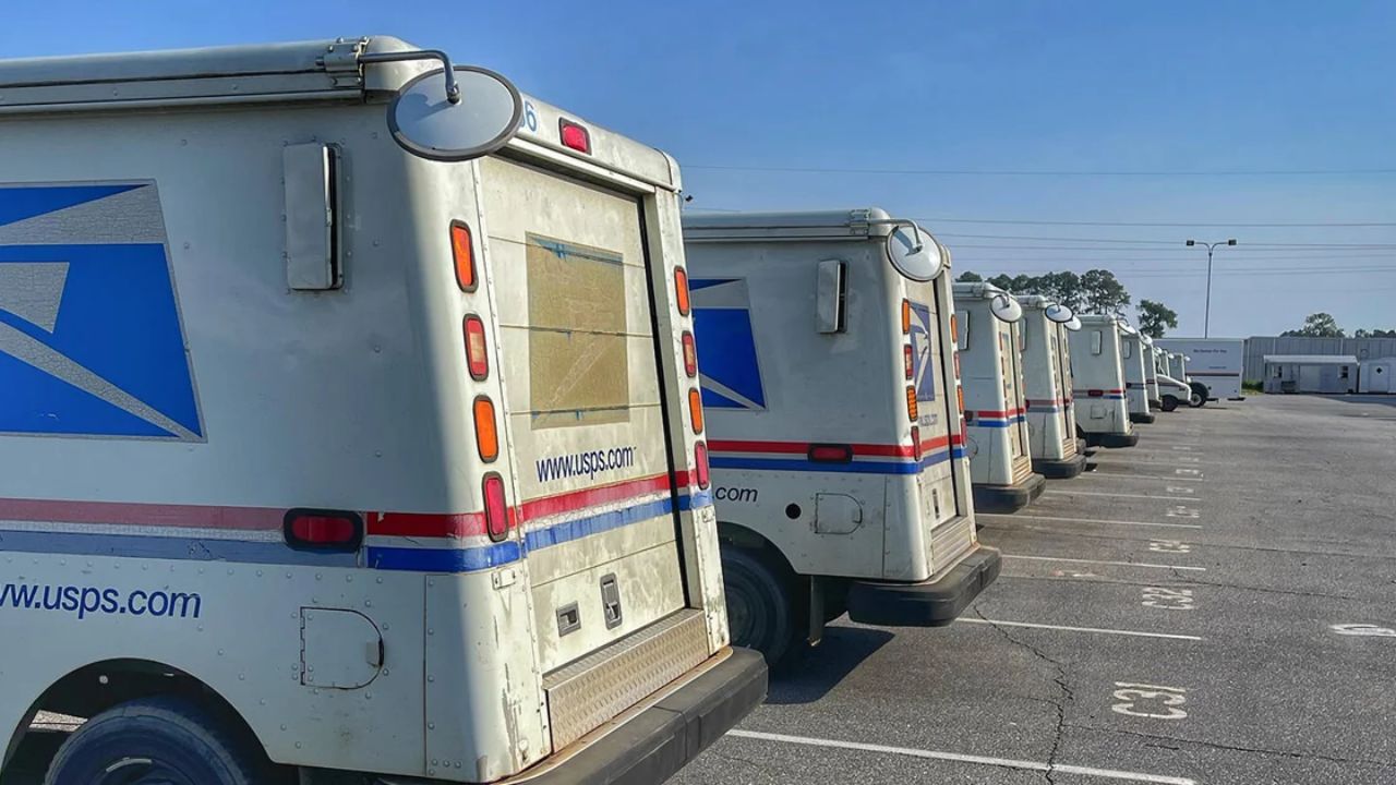 A postal worker died at one of Georgia's most troubled mail centers — and USPS hasn't said how