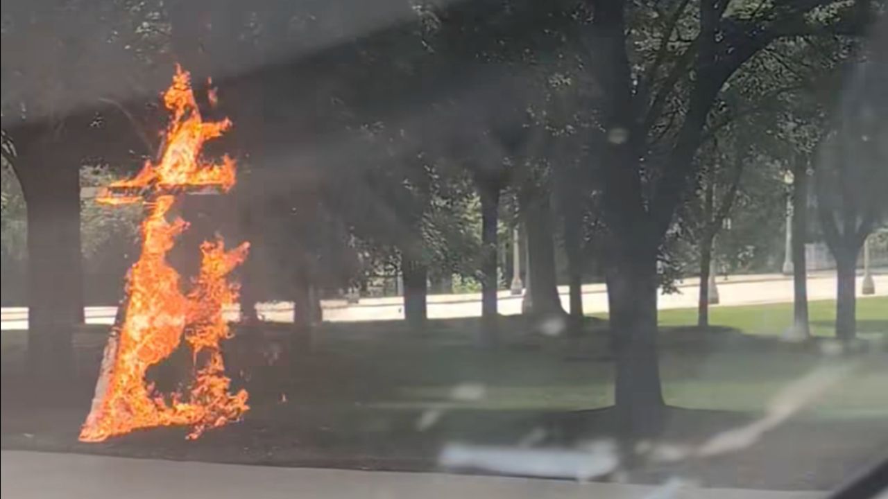 Burning Cross Spotted in Chicago's Grant Park Stuns Bystanders and Sparks Investigation